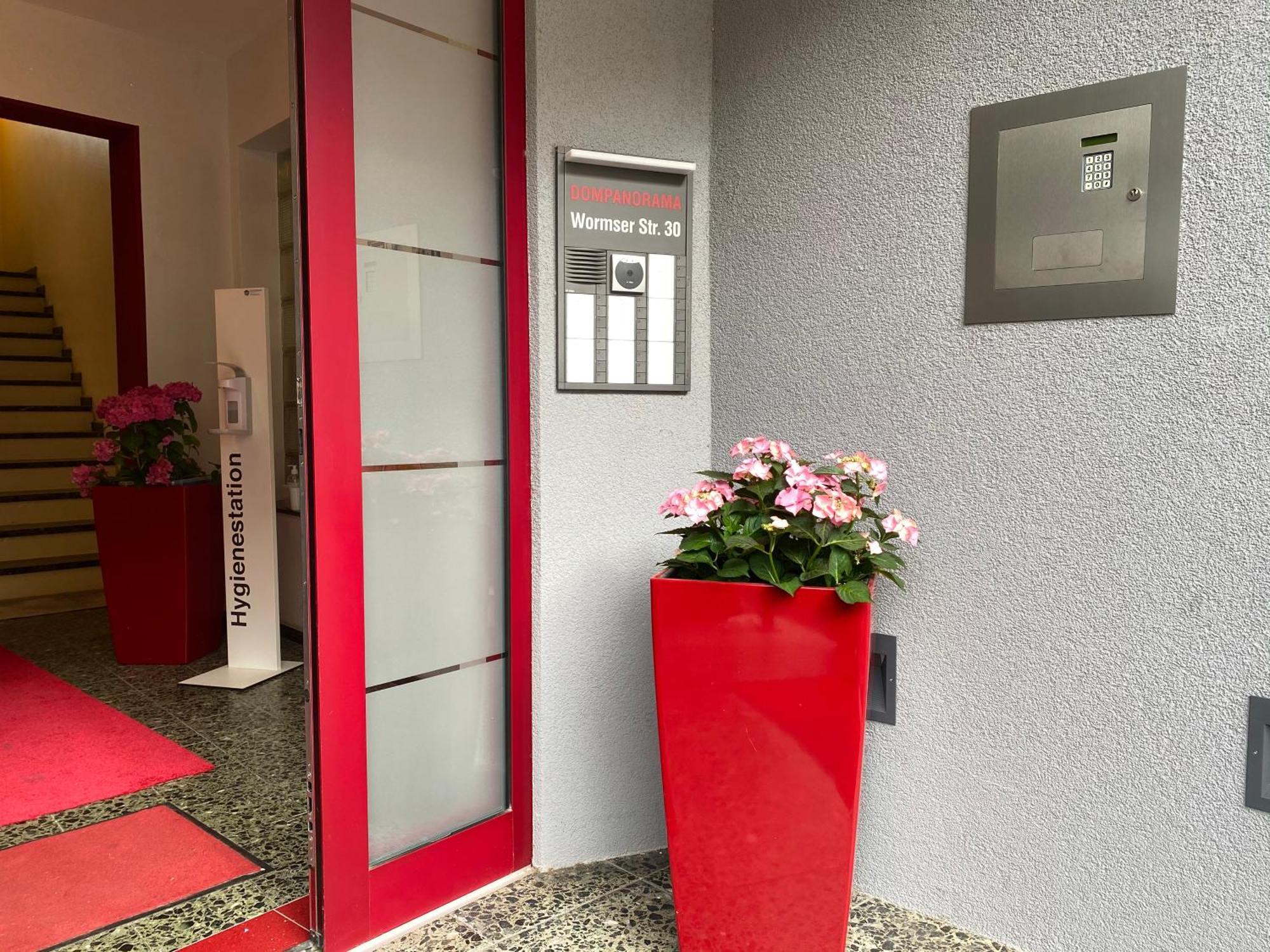 Dompanorama Der Weisse Pfau Apartment Fuer 2-4Pers Speyer Exteriör bild